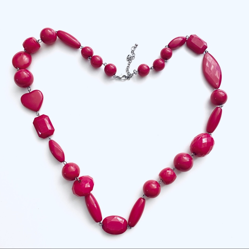 Long pink necklace